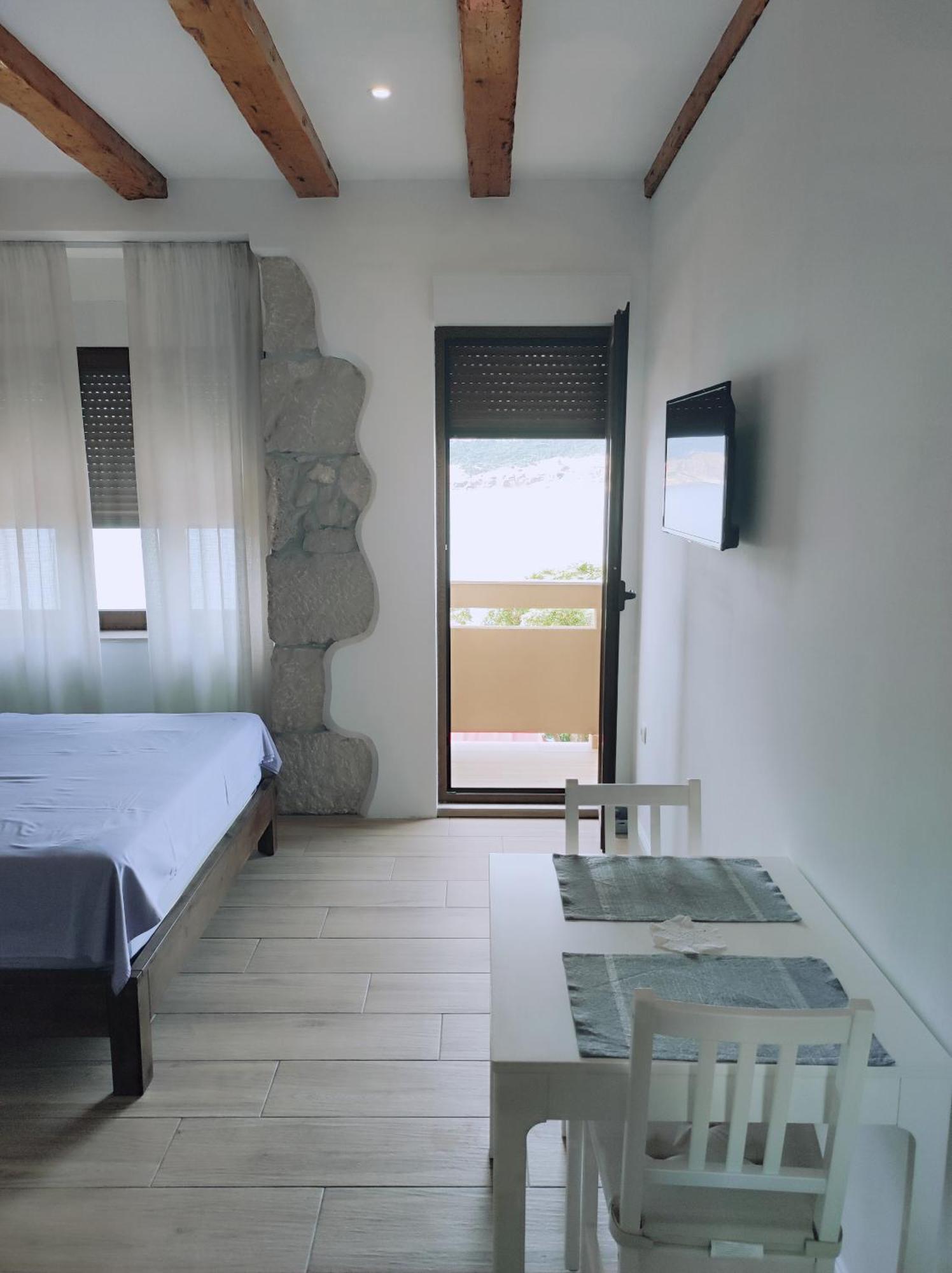 Apartments Krstulja Baška Pokoj fotografie